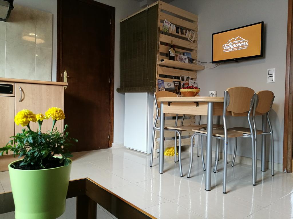 Apartaments Els Temporers Corbera المظهر الخارجي الصورة